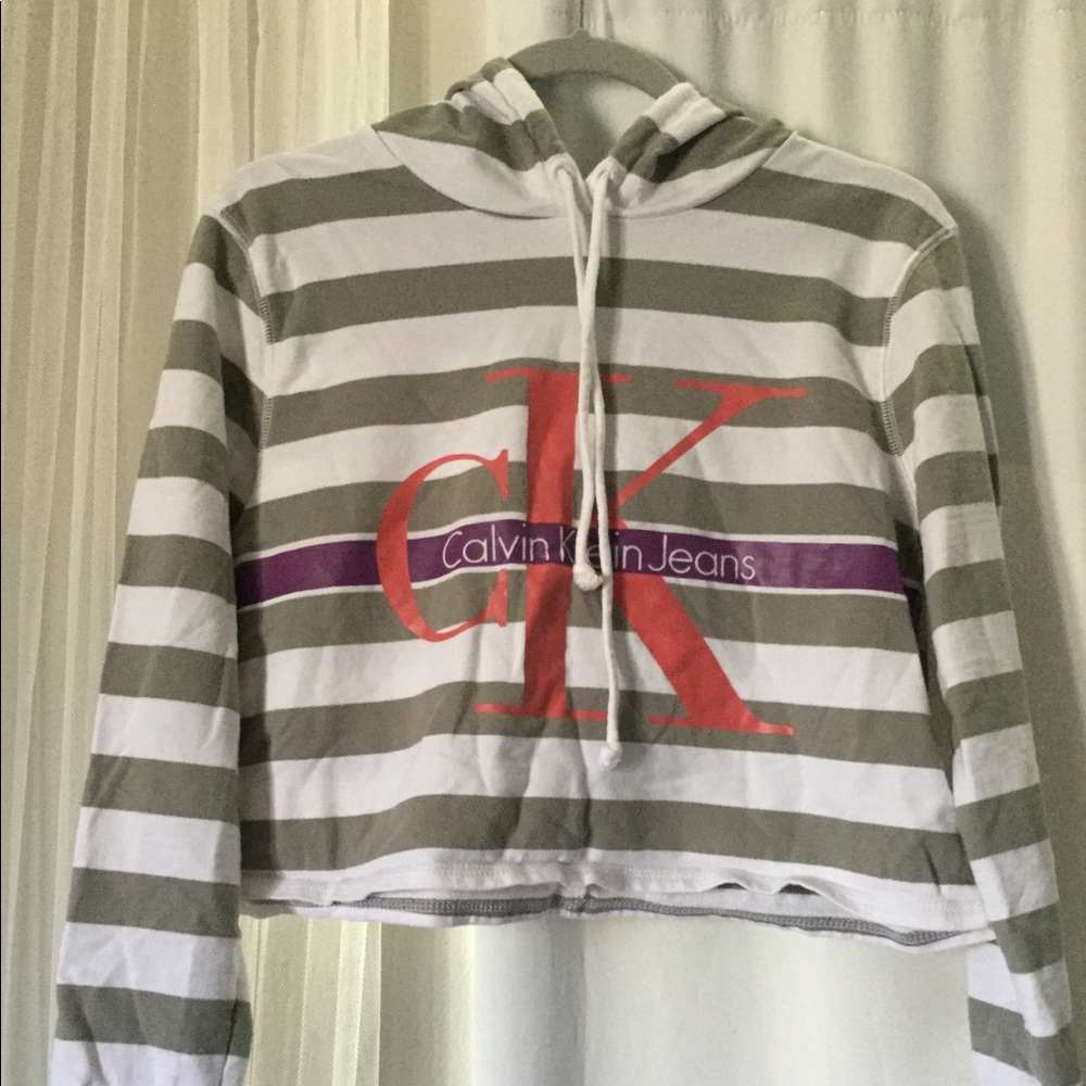 Calvin Klein Cropped Sweater